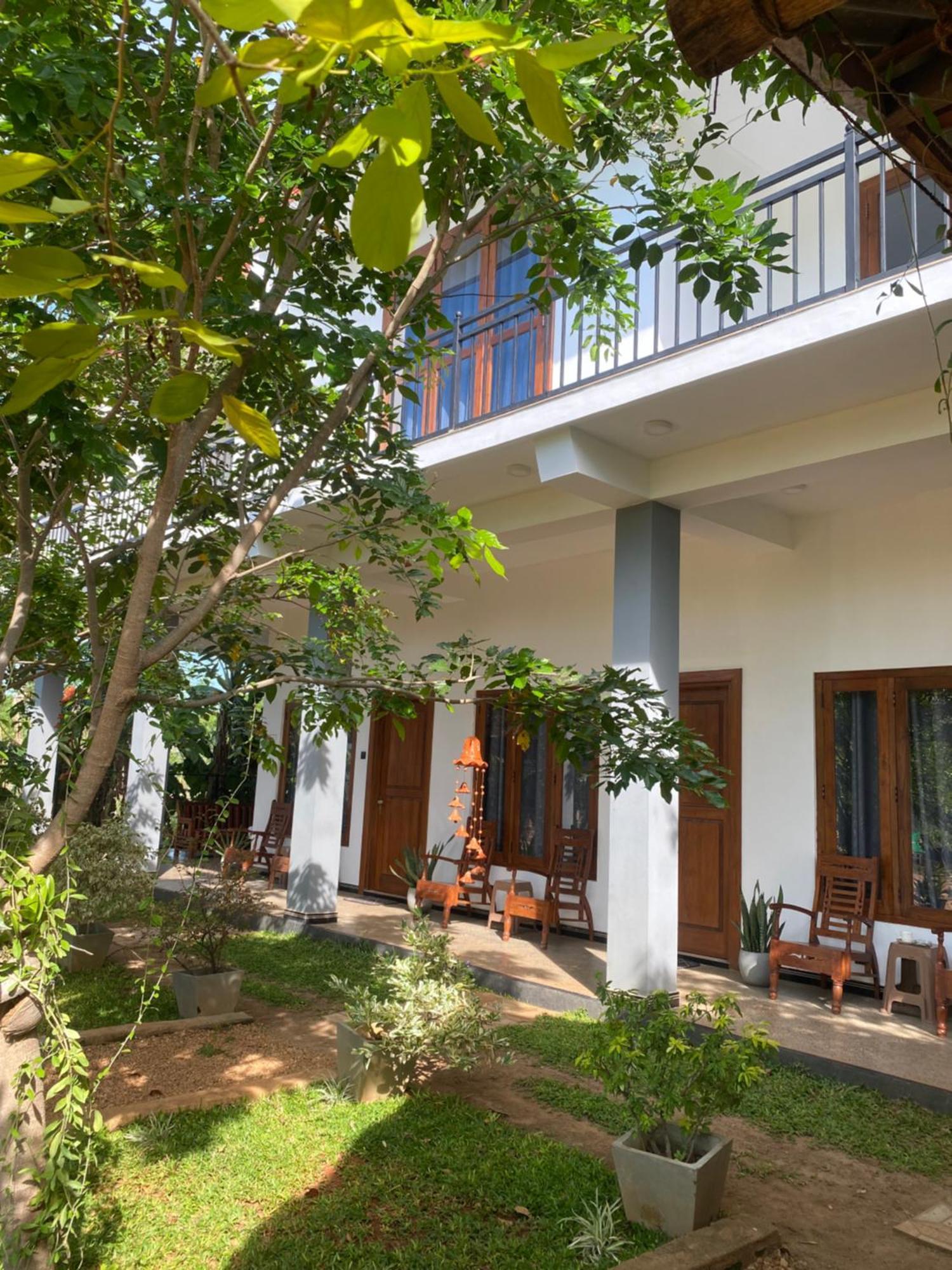 Hotel Hanguk Villa Дамбулла Экстерьер фото